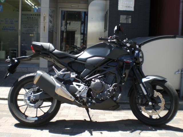ホンダ　CB250R