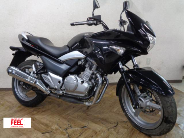 スズキ　GSR250S