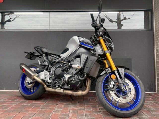 ヤマハ　MT-09