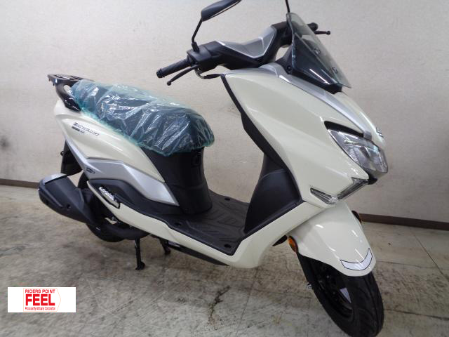 スズキ　バーグマンストリート125EX