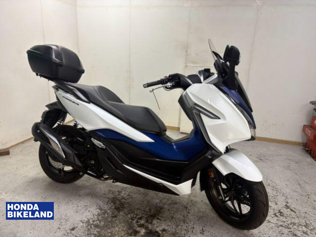 ホンダ　フォルツァ