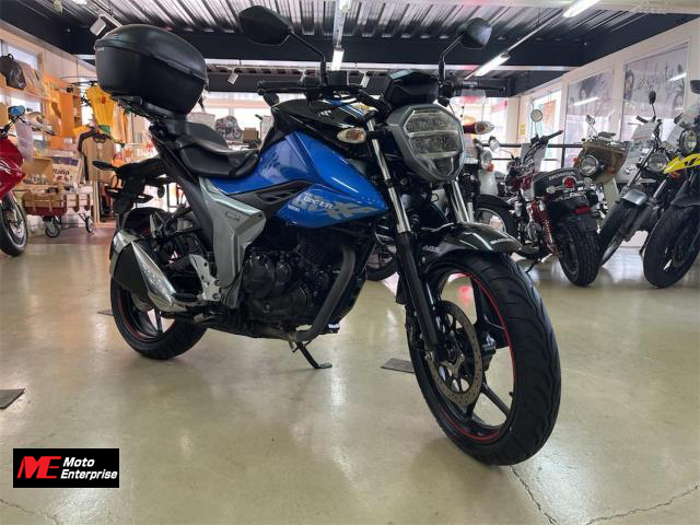 スズキ　ジクサー150