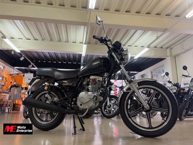 スズキ　GN125-2F