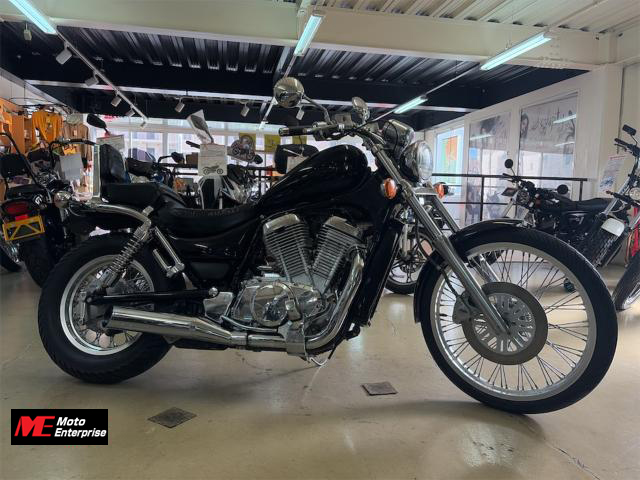 スズキ　イントルーダー400