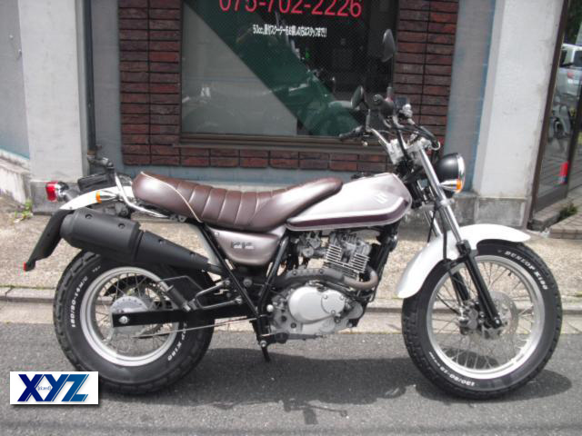 スズキ　Van　Van200