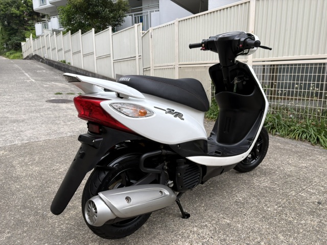 ヤマハ JOG ZR 4スト