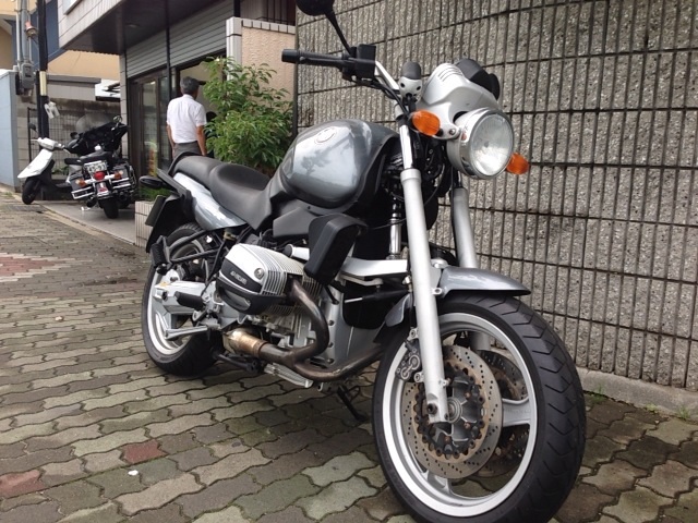 BMW R1100R