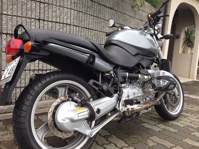 BMW R1100R