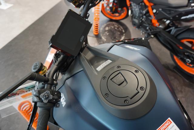KTM 1290 SUPER DUKE R EVO