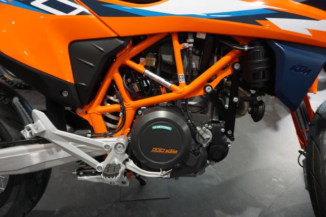KTM 690 SMC R