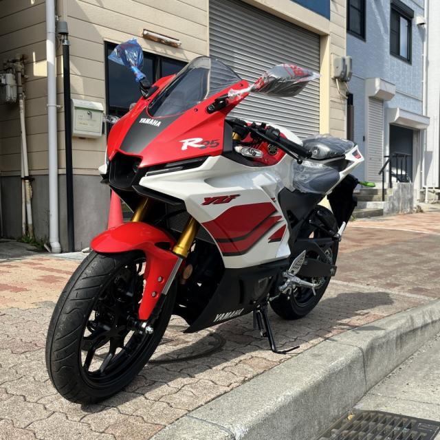 ヤマハ　YZF-R25
