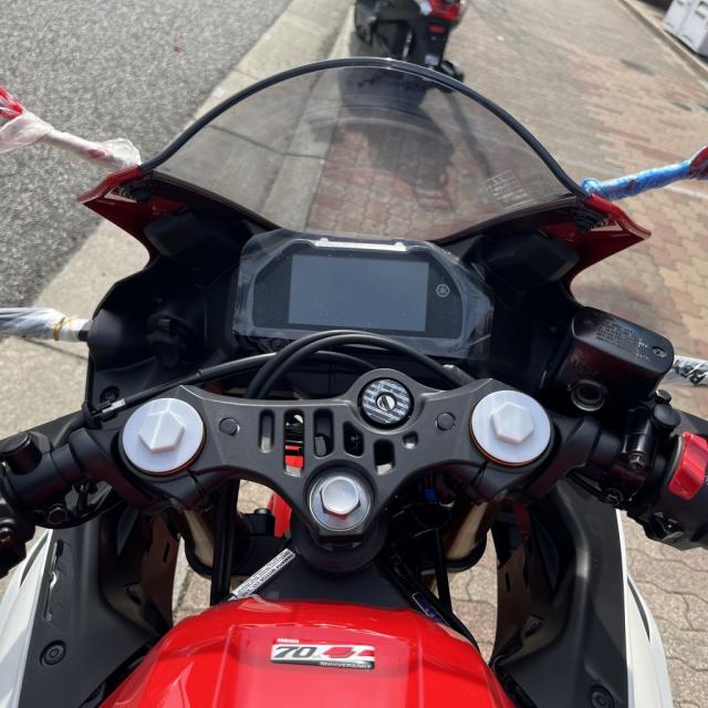 ヤマハ YZF-R25