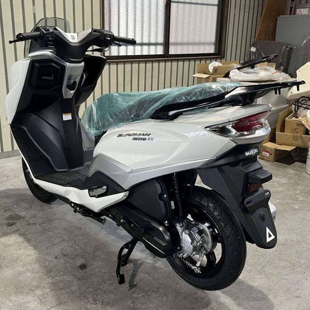 スズキ バーグマンストリート125EX - サンオート サイクル の
