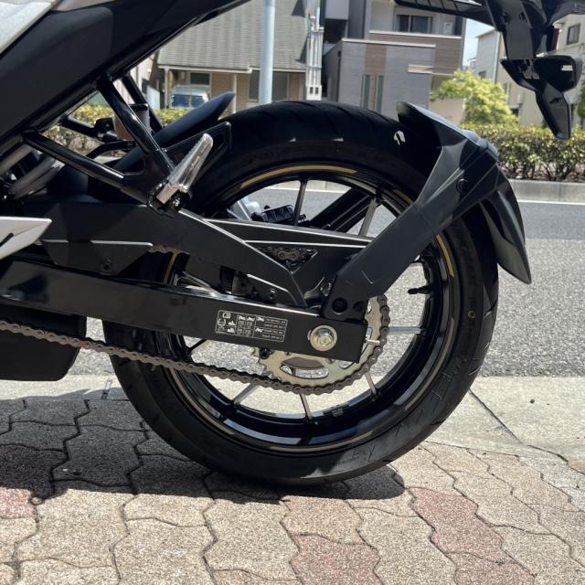 スズキ ジクサーSF250