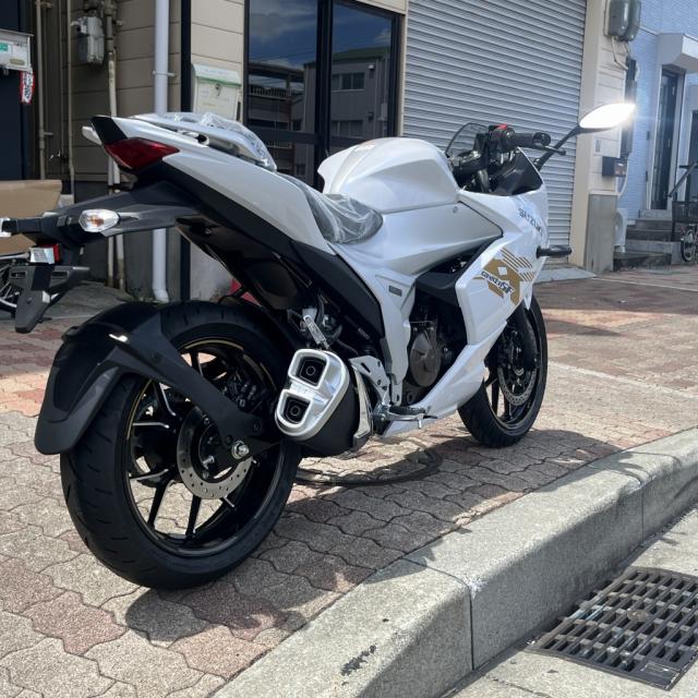 スズキ ジクサーSF250