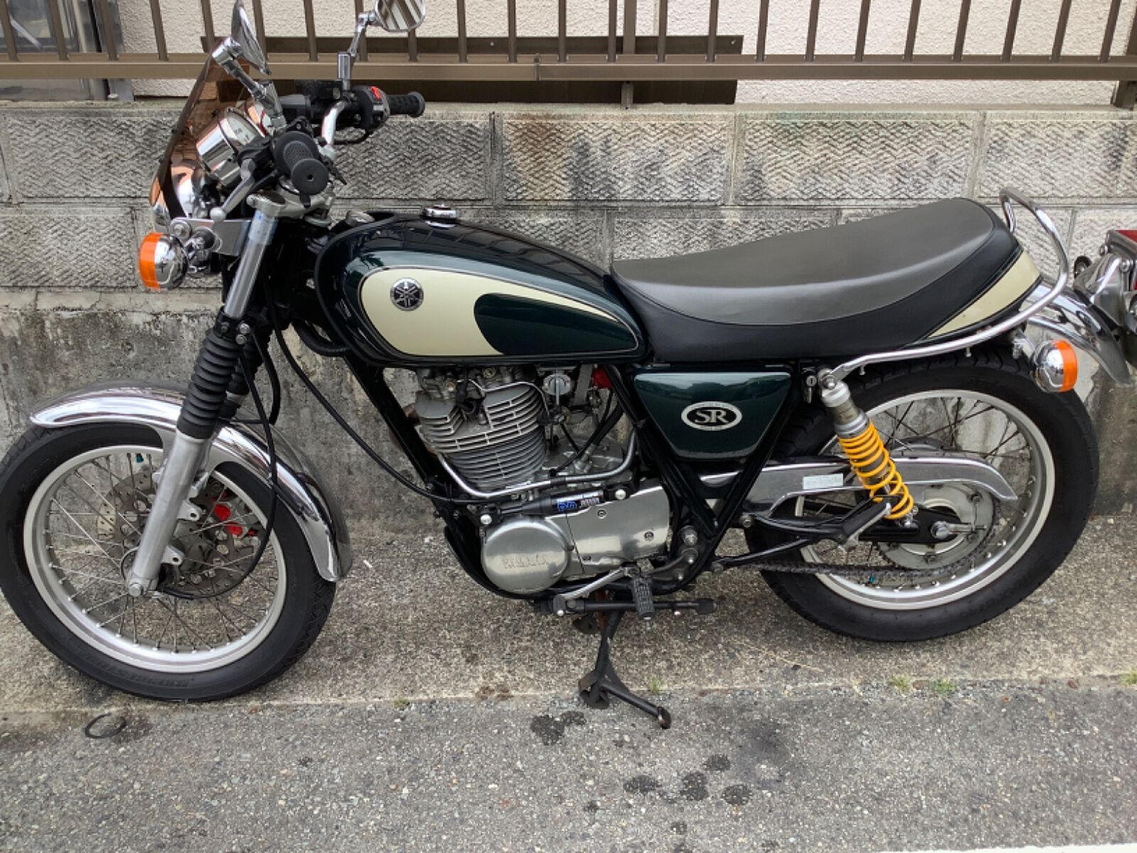 ヤマハ SR400