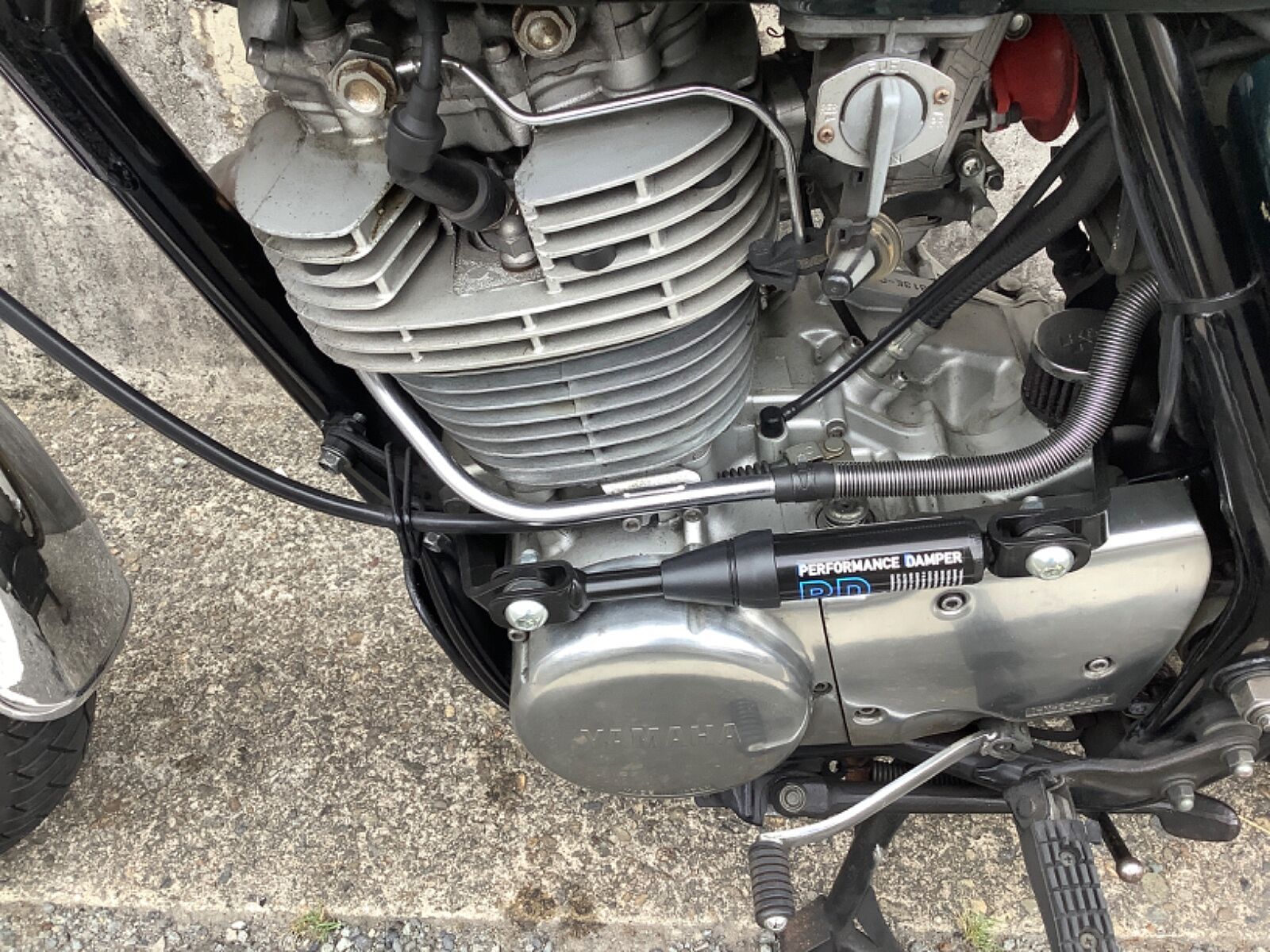 ヤマハ SR400
