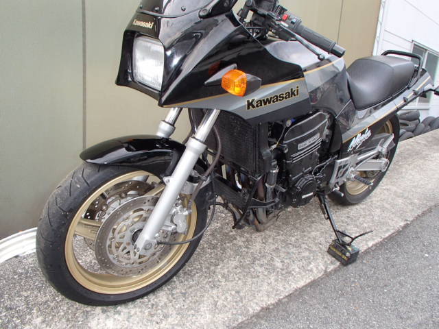 カワサキ GPZ900R