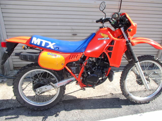 ホンダ　MTX200R
