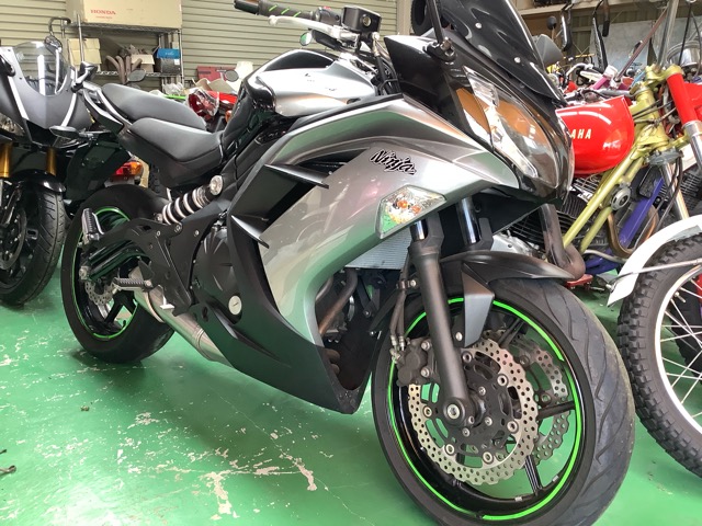 カワサキ Ninja 400R