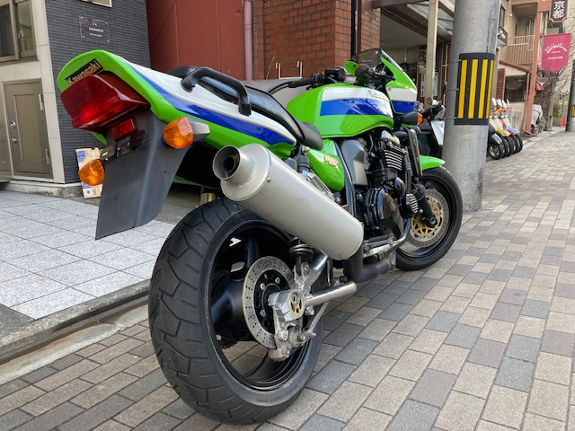 カワサキ ZRX1100