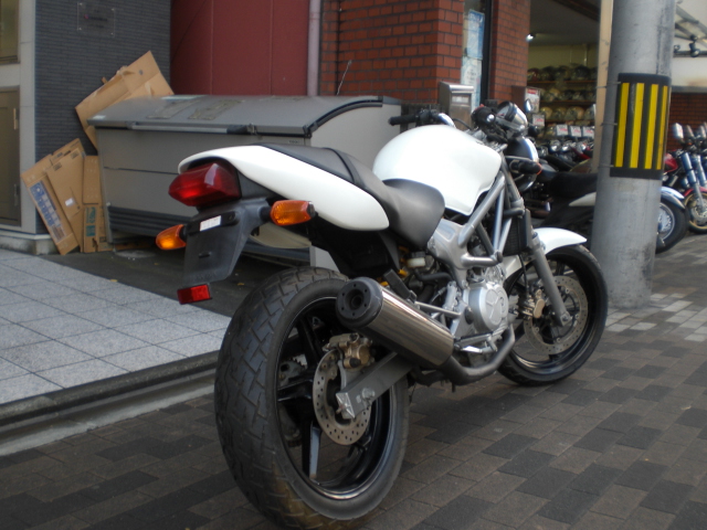 ホンダ VTR250 キャブ車☆彡のド低走行車♪♪ - BIKESHOP HEAT