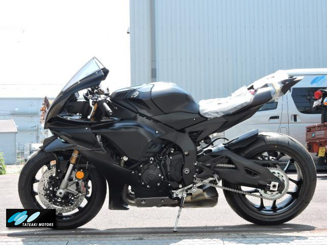 ヤマハ YZF-R1 2026年型 ウイング レースベース車 RC甲子園製