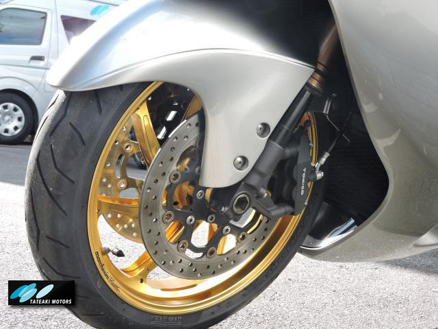 スズキ GSX1300R隼