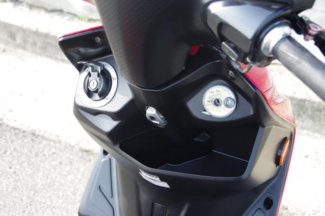 ヤマハ シグナス125X-SR