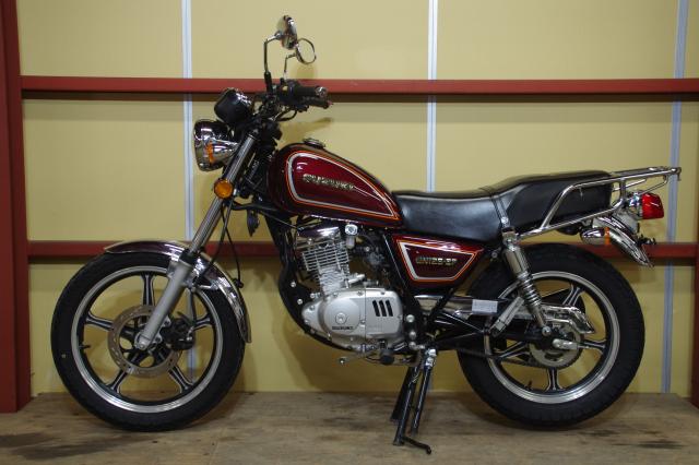 スズキ GN125-2F