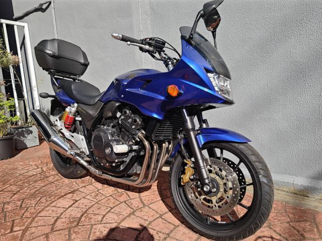ホンダ CB400SF　VTEC　Revo
