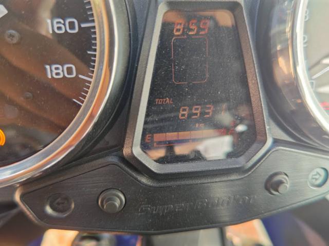 ホンダ CB400SF　VTEC　Revo