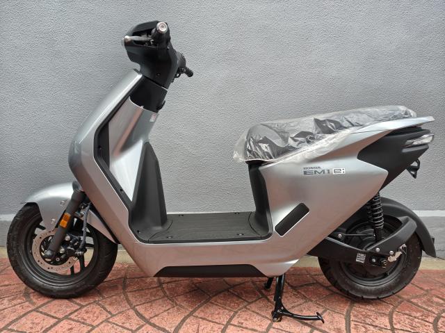 ホンダ EM1 e: