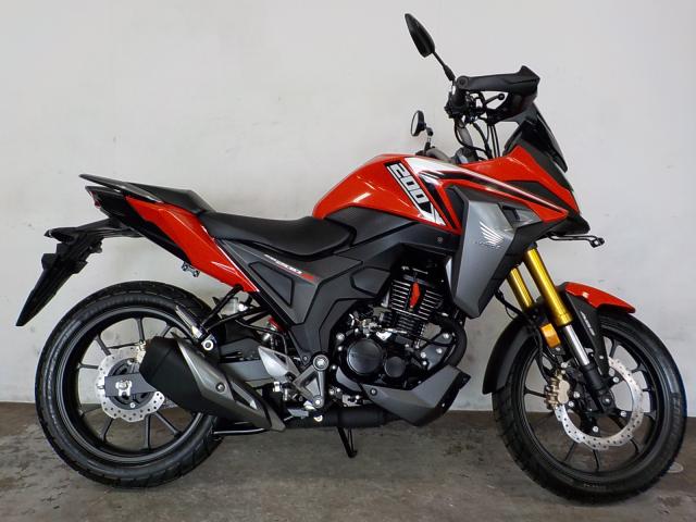 ホンダ Cb0x 新車 ａｂｓ 尼崎本店在庫 ライダーズポイントfeel 兵庫県尼崎市でバイクの新車 中古車販売修理しています