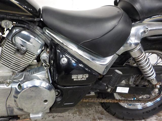 イントルーダー LC 250 低走行 長崎 markporterlive.com