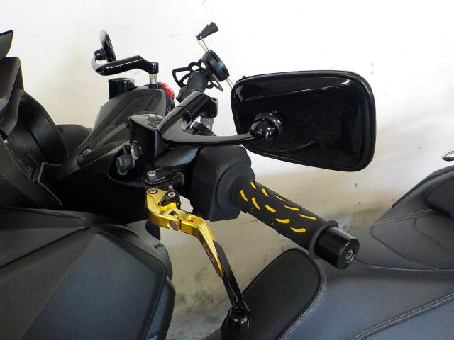 ヤマハ XMAX250