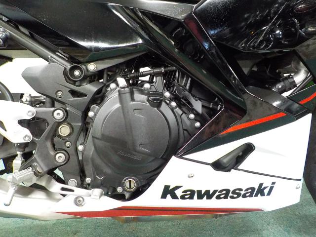 カワサキ Ninja 400