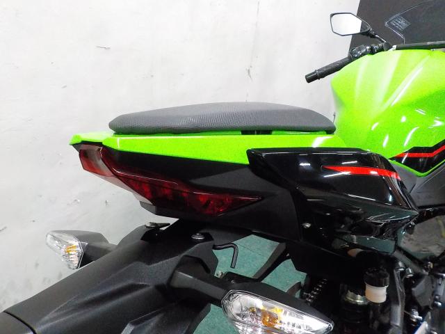 カワサキ Ninja 400