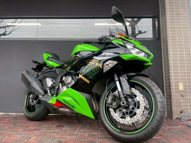 カワサキ　ZX-6R