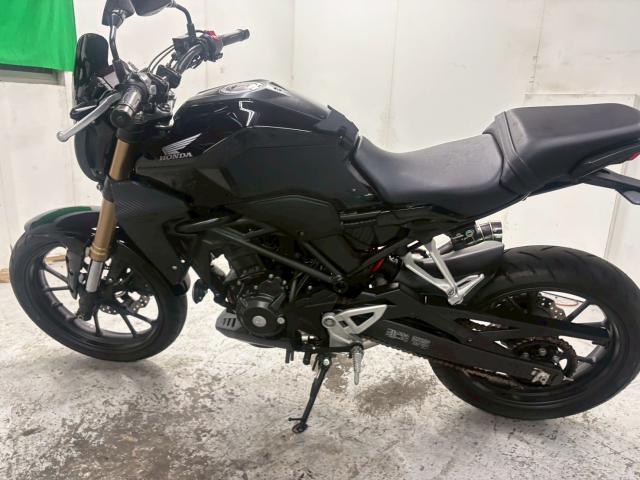 ホンダ CB250R