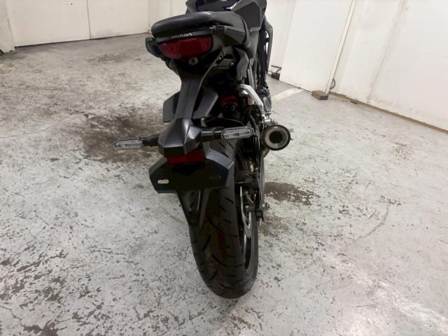 ホンダ CB250R