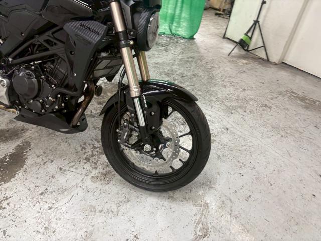 ホンダ CB250R