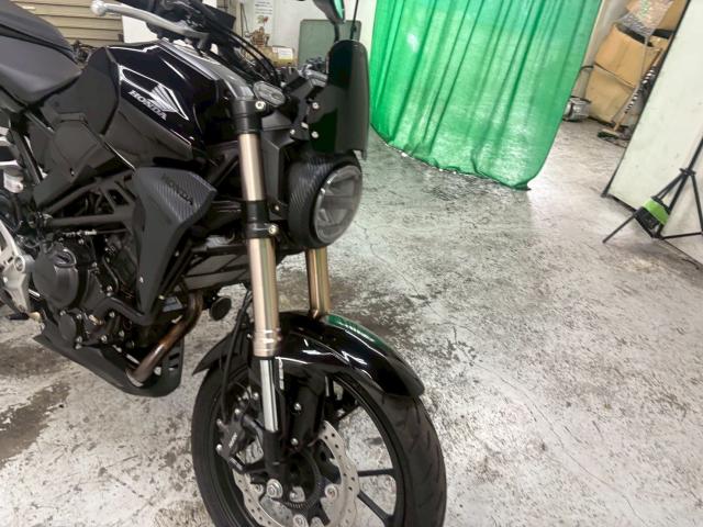 ホンダ CB250R