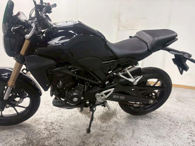 ホンダ CB250R
