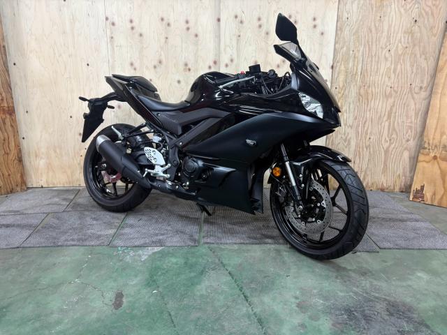 ヤマハ　YZF-R25