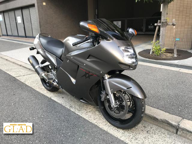 ホンダ CBR1100XX ・1997年逆車モデルフロントタイヤ新品