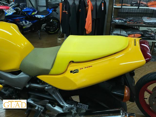 ホンダ VTR1000F
