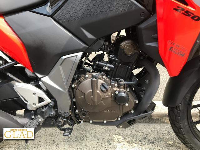 スズキ Vストローム250SX