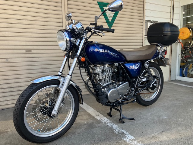 ヤマハ SR400