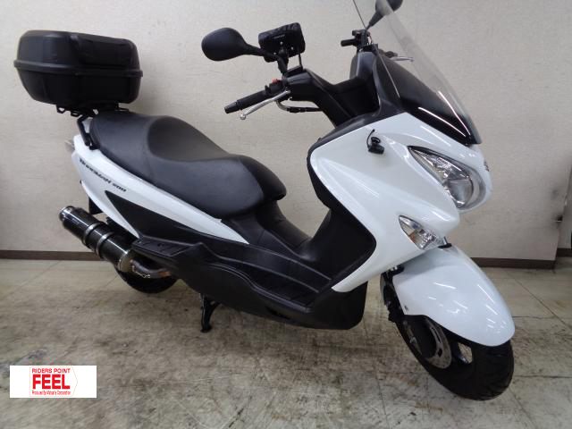 スズキ　バーグマン200